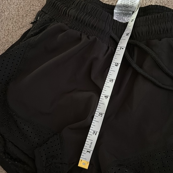 Everlast Women's Jet Black Athletic Shorts size XS - Picture 5 of 5
